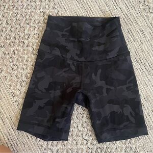 Lululemon winder train biker shorts